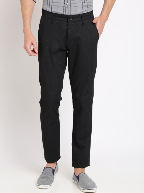 

Crocodile Men Black Smart Slim Fit Checked Regular Trousers