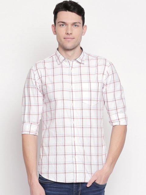 

BYFORD by Pantaloons Men White Slim Fit Checked Casual Shirt