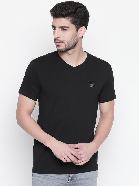 

Mufti Men Black Solid V-Neck Slim Fit T-shirt