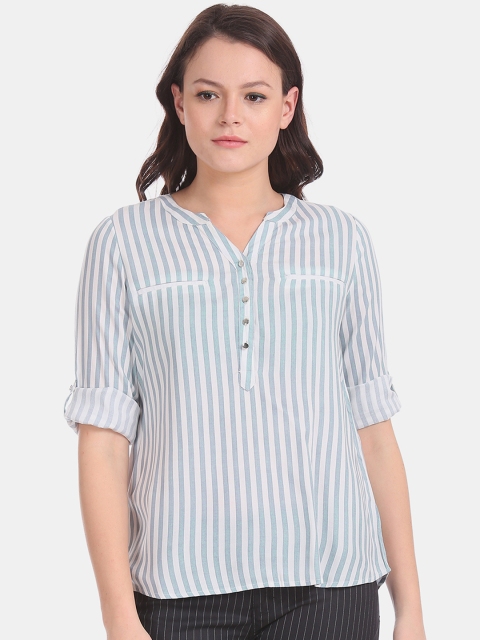 

Cherokee Women Blue & White Striped Top