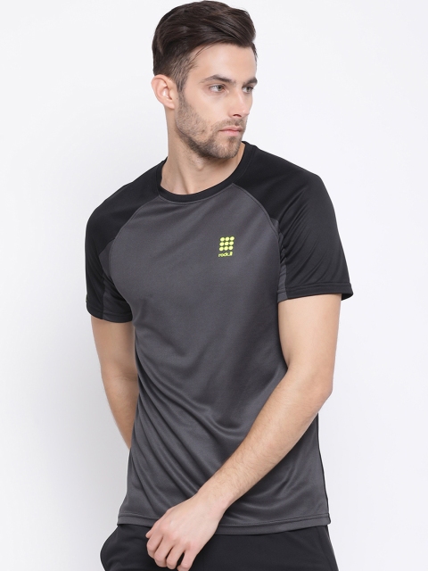 

rock.it Men Grey & Black Colourblocked Round Neck T-shirt