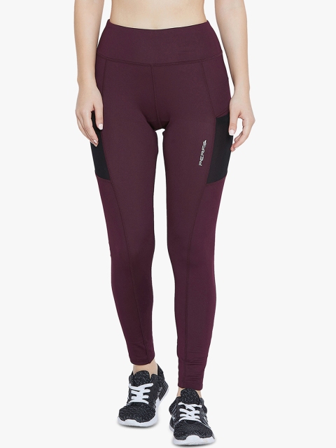 

PERF Women Burgundy Solid Tights