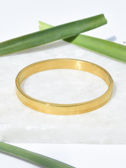 

Tistabene Men Gold-Plated Alloy Bangle-Style Bracelet