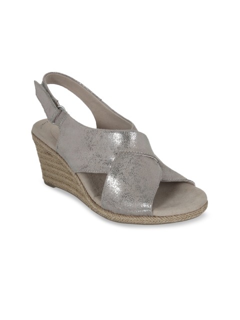 

Clarks Women Grey Solid Heels