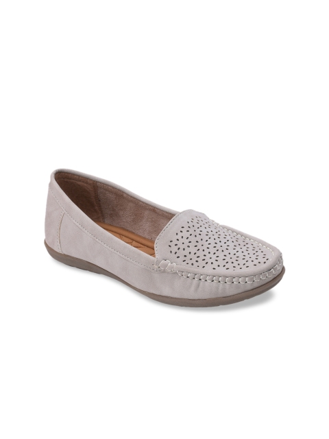

SALARIO Women Grey Loafers