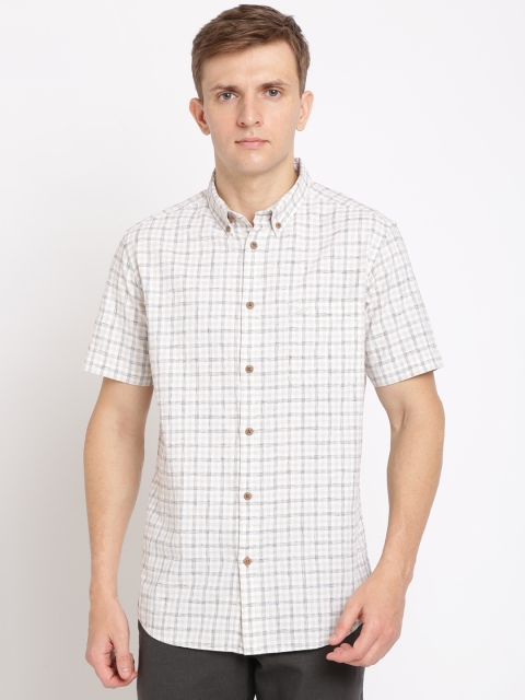 

Crocodile Men Beige & Grey Classic Slim Fit Checked Casual Shirt