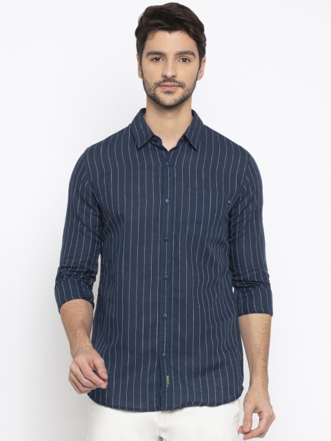 

SPYKAR Men Navy Blue Slim Fit Striped Casual Shirt