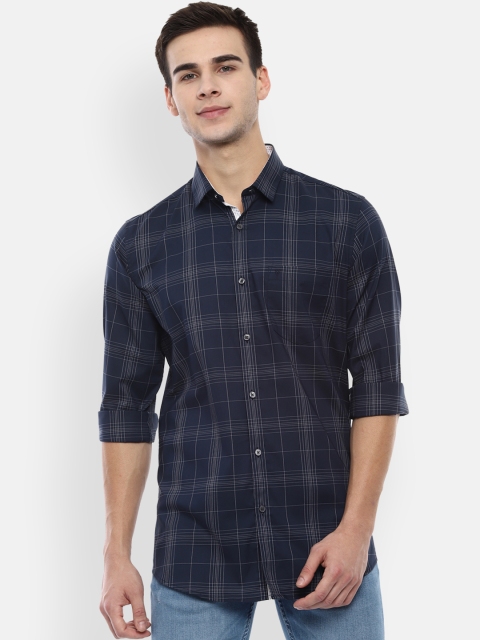 

Van Heusen Sport Men Navy Blue & White Slim Fit Checked Casual Shirt