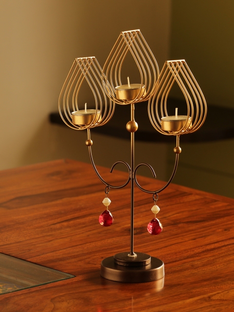 

ExclusiveLane Gold-Toned & Brown Handcrafted Tea-Light Candle Holder