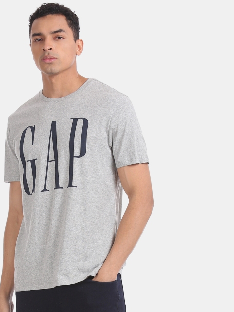

GAP Men Grey Printed Round Neck T-shirt