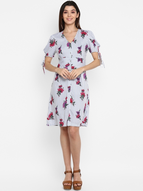 

MIAMINX Women White & Blue Printed Empire Dress
