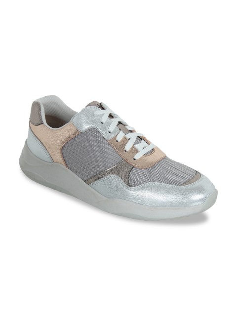 

Clarks Women Grey Leather Training or Gym Shoes