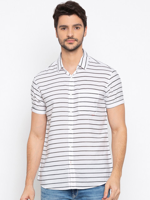 

SPYKAR Men White & Black Slim Fit Striped Casual Shirt