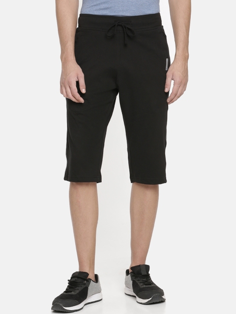 

Macroman M-Series Men Black Solid Regular Shorts