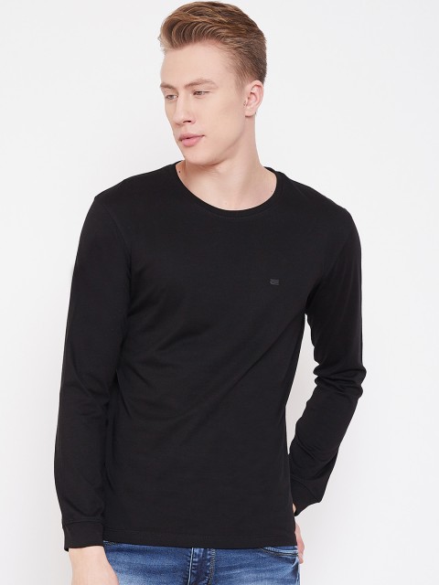 

METTLE Men Black Solid Round Neck T-shirt