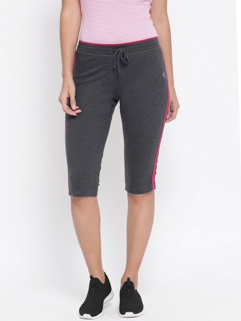 

Macrowoman W-Series Women Charcoal & Pink Solid Regular Fit Capris