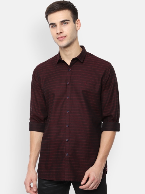 

V Dot Men Maroon Slim Fit Striped Casual Shirt