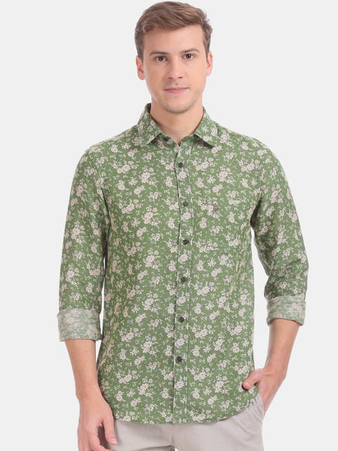 

U.S. Polo Assn. Men Green & White Regular Fit Printed Casual Shirt