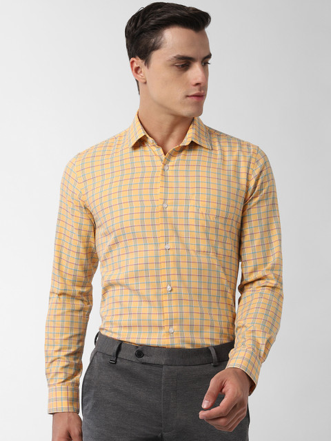 

Peter England Men Yellow Regular Fit Checked Formal Shirt