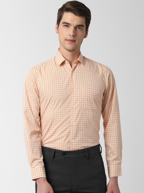 

Peter England Men Yellow Regular Fit Checked Formal Shirt