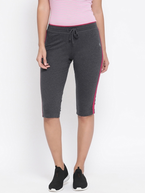 

Macrowoman W-Series Women Charcoal Grey & Pink Solid Regular Fit Capris