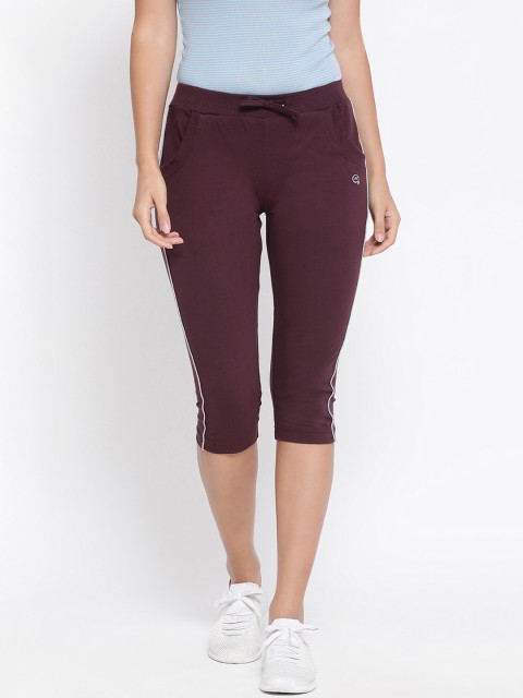 

Macrowoman W-Series Women Burgundy & White Solid Regular Fit Capris