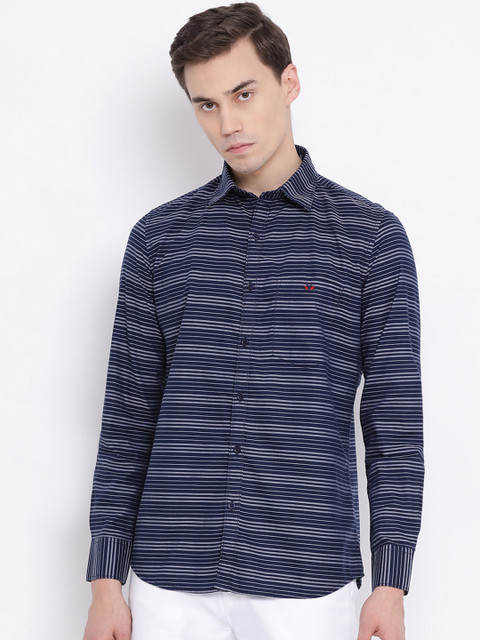 

Crimsoune Club Men Blue Smart Slim Fit Striped Casual Shirt