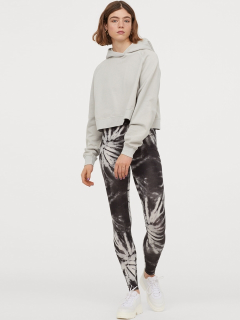 

H&M Women Black & White Patterned Leggings