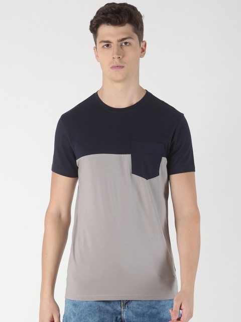 

BLACK BUCK Men Grey & Navy Colourblocked Round Neck T-shirt