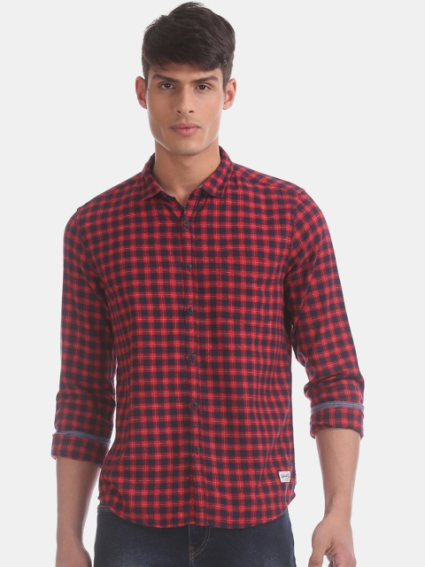 Flying Machine Men Red & Black Regular Fit Checked Casual Shirt