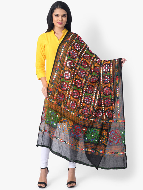 

Vastraa Fusion Black & Yellow Embroidered Pure Cotton Dupatta