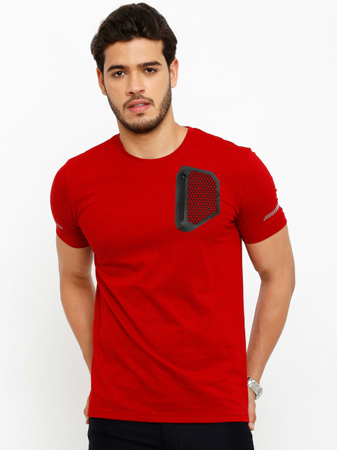 

Rex Straut Jeans Men Red Solid Round Neck T-shirt