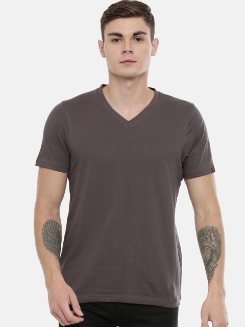 

Bushirt Men Taupe Solid V-Neck T-shirt