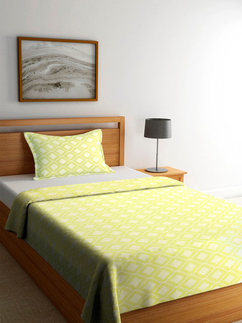 

NEUDIS Green & White Woven Design Elegant Single Bed Cover With 1 Pillow Cover