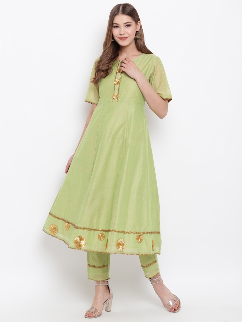 

Shakumbhari Women Green & Gold-Toned Solid Kurta with Trousers