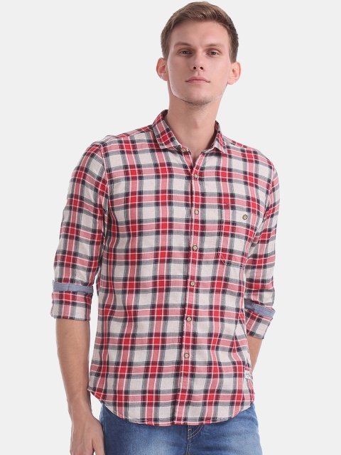 

Flying Machine Men Red & Navy Blue Regular Fit Checked Casual Shirt