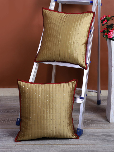 

eyda Gold-Coloured & Maroon Set of 2 Embellished Square Cushion Covers