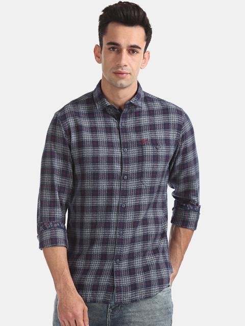 

Ed Hardy Men Blue Slim Fit Checked Casual Shirt