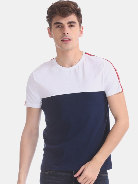 

Flying Machine Men White & Blue Colourblocked Round Neck T-shirt