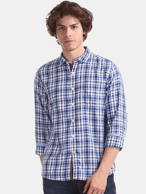 

Flying Machine Men Blue & White Regular Fit Checked Casual Shirt
