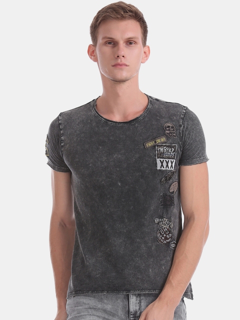 

Ed Hardy Men Grey Appliqued Round Neck T-shirt, Black