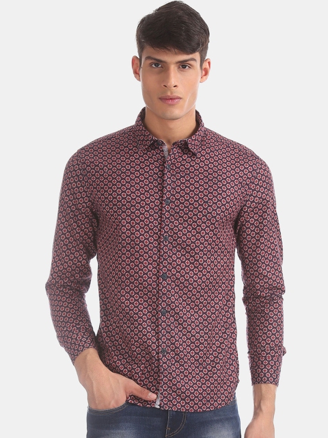 

Flying Machine Men Red Regular Fit Printed Casual Shirt