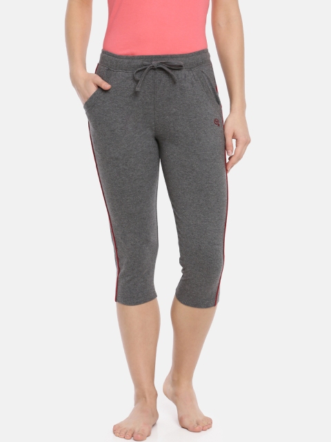 

Macrowoman W-Series Women Charcoal Solid Lounge Capris MW3301