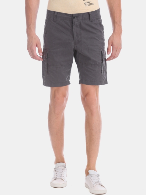 

Flying Machine Men Grey Solid Regular Fit Cargo Shorts