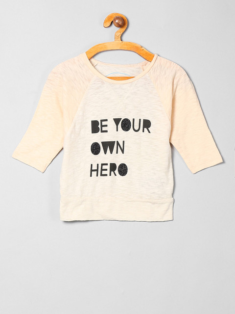 

GAP Girls Beige & Black Printed Round Neck T-shirt