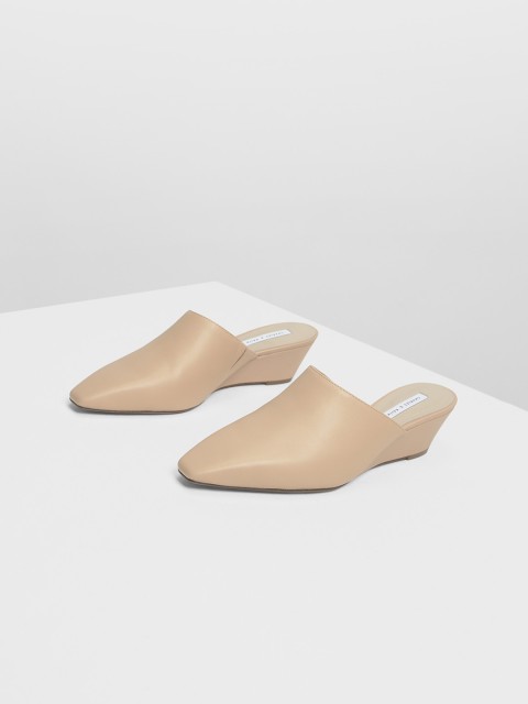 

CHARLES & KEITH Women Nude Solid Heeled Mules