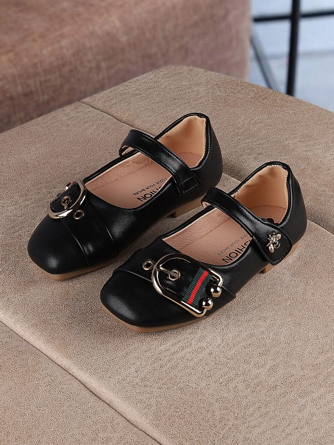 

Walktrendy Girls Black Solid Mary Jane
