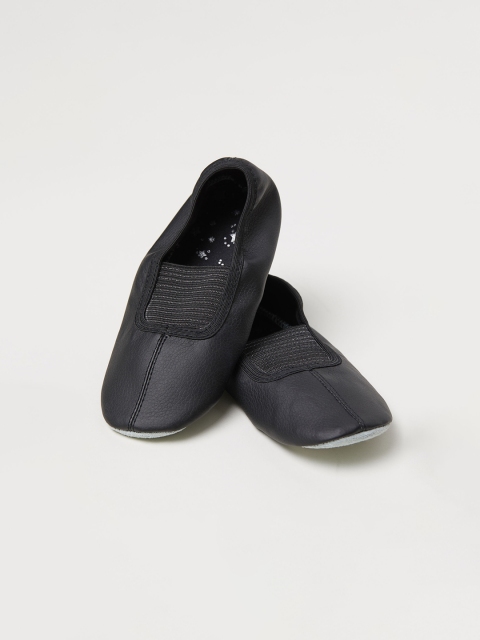 

H&M Girls Black Dance Shoes