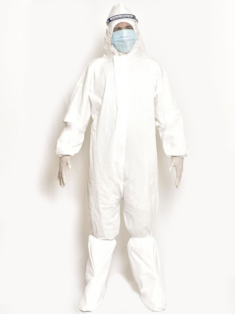 

Swayam Unisex White Protective Body Suit with Goggles & Boot covers