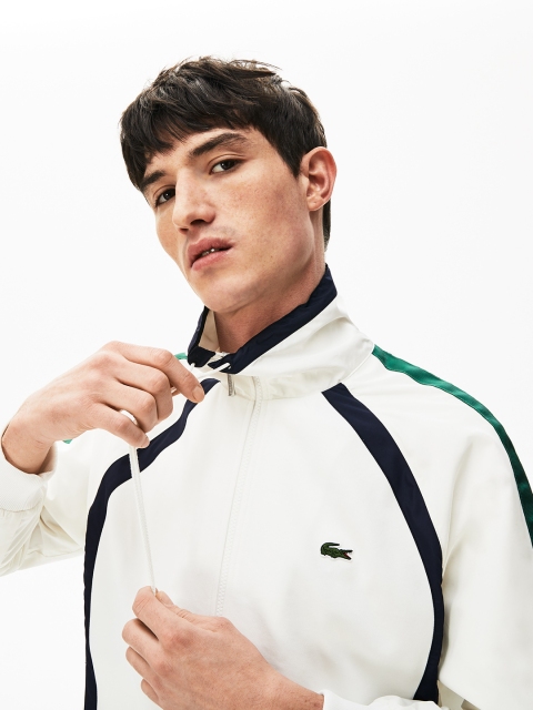 

Lacoste Men White Solid Hooded Sweatshirt